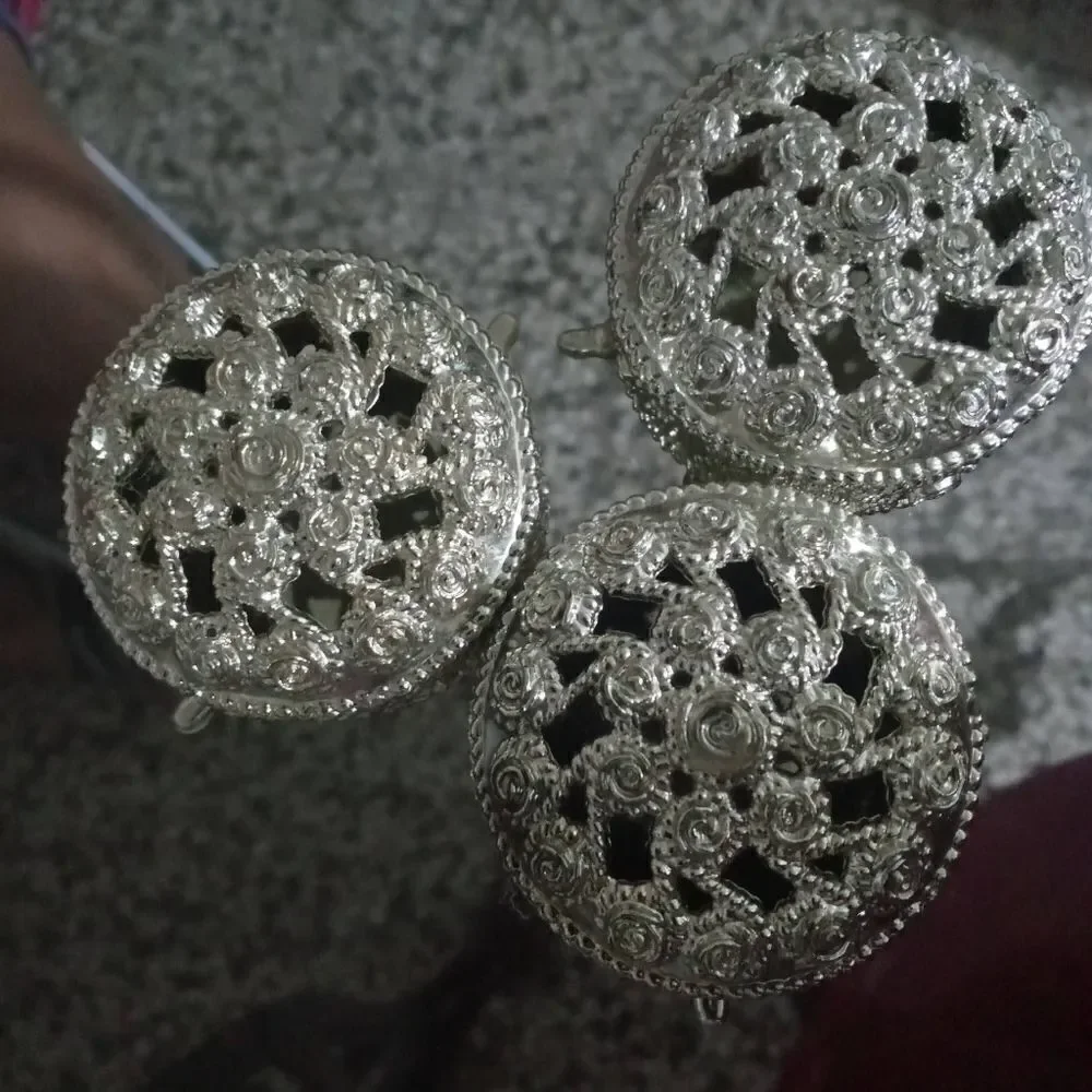 Jewelry box